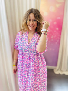 💖 Robe longue imprimé léopard rose – fun & féminine