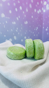  Shampoing solide cheveux normaux vert, 55g, étiquette ingrédients visible.