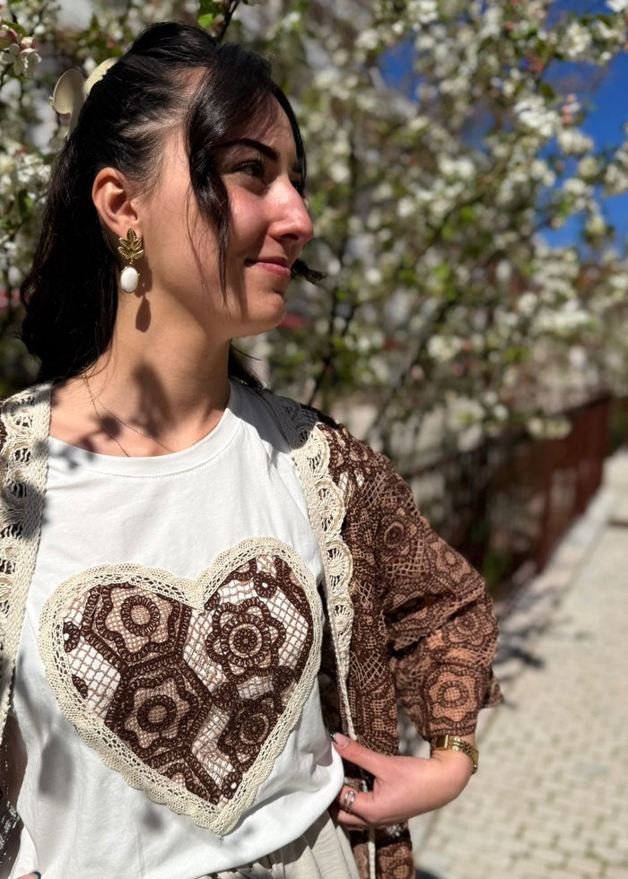 T-shirt Corazon Brodé