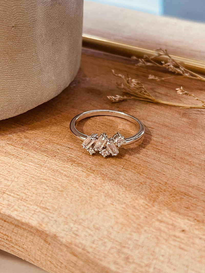 Bague en Argent . Déesse